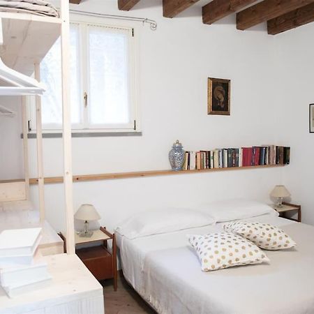 Iseolakerental - Casa Rododendro Sulzano Exteriör bild